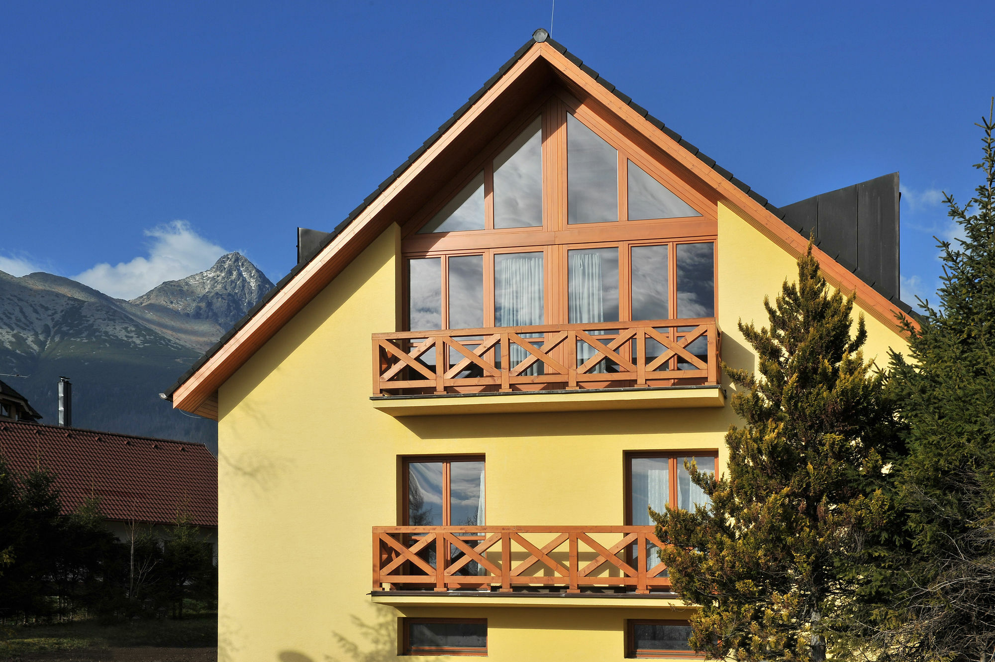 Aplend Vila Magnolia Tatranska Lomnica Exterior photo
